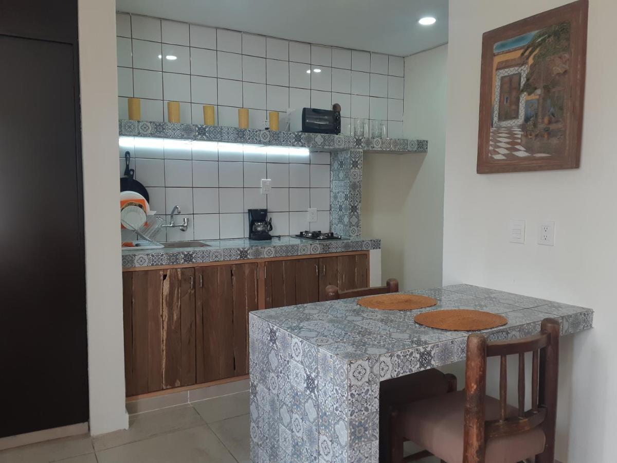 Aguacate Suites Mazatlán Zewnętrze zdjęcie