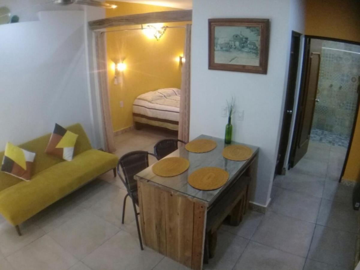 Aguacate Suites Mazatlán Zewnętrze zdjęcie