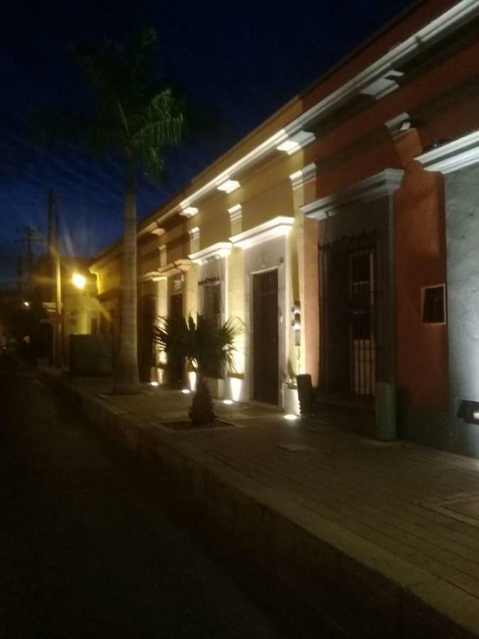 Aguacate Suites Mazatlán Zewnętrze zdjęcie