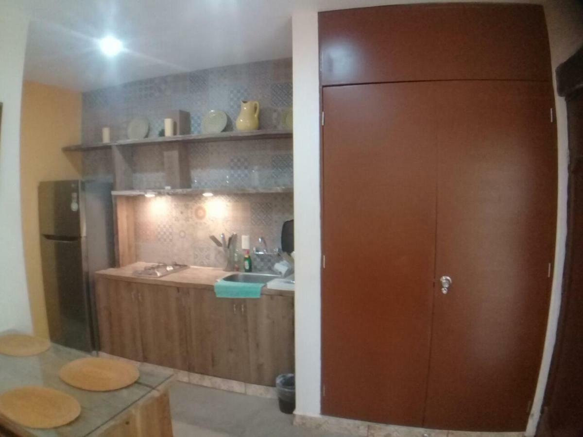 Aguacate Suites Mazatlán Zewnętrze zdjęcie